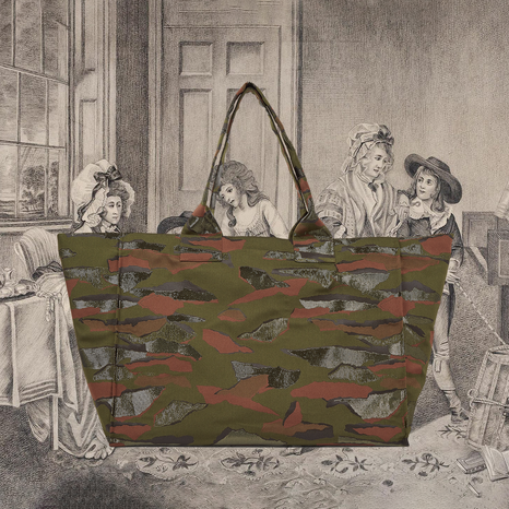 Brushstroke Camouflage Jacquard Picture Bag